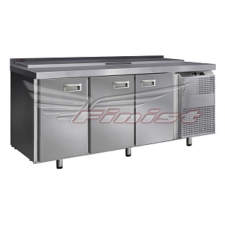 Стол холодильный для салатов СХСнс-700-3 1500*700*860 борт, 3 двери, в столешнице отверстие с крышкой для GN 1/3-1
